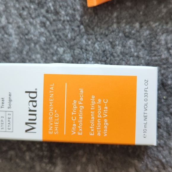 Vitamin C Triple Exfoliating Facial new 10 ml mini - Picture 4 of 9